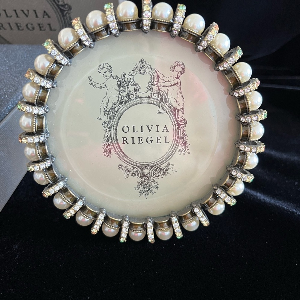 Olivia Riegel Swarovski Crystal “Elizabethan Pearl” 4” Round Photo Frame.